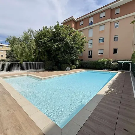 Lumineux, Parking - 3 Pers. - Fr-1-252-205 Antibes