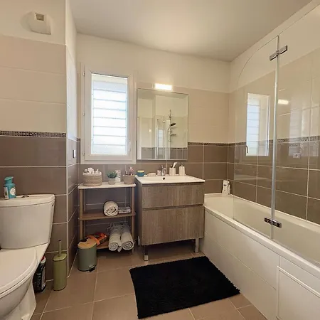 Lumineux, Parking - 3 Pers. - Fr-1-252-205 Apartment