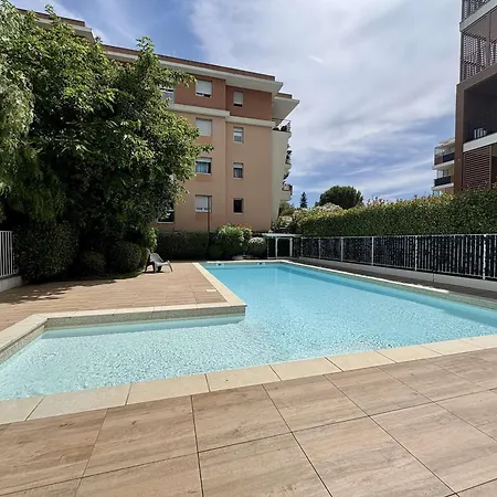 Lumineux, Parking - 3 Pers. - Fr-1-252-205 Antibes